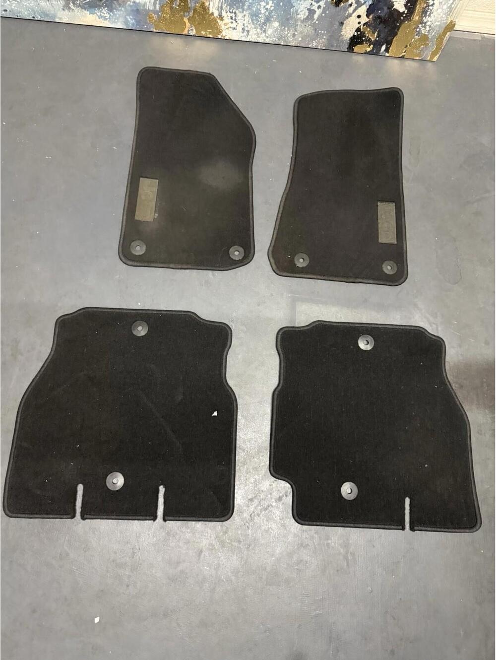 OEM Jeep Floor Mats Full Set Black Carpet Front Rear Genuine Factory